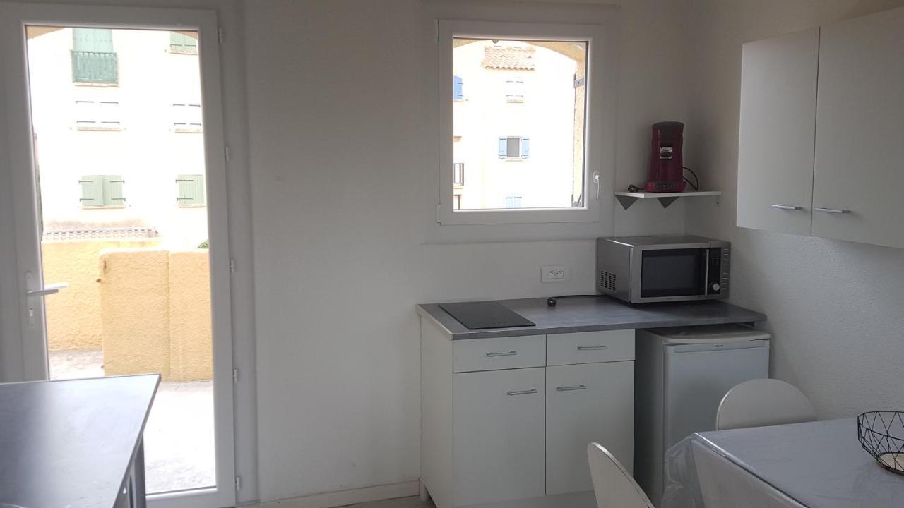 Appartement T2 avec cabine à St Pierre La Mer Fleury  Extérieur photo